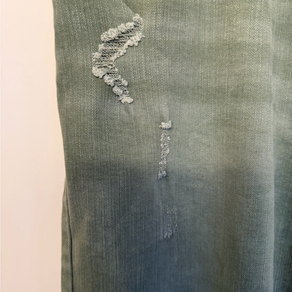 Grace & Lace Distressed Straight Leg Cropped Jeans - Picture 7 of 12